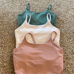 3 Pink Lily sport tank